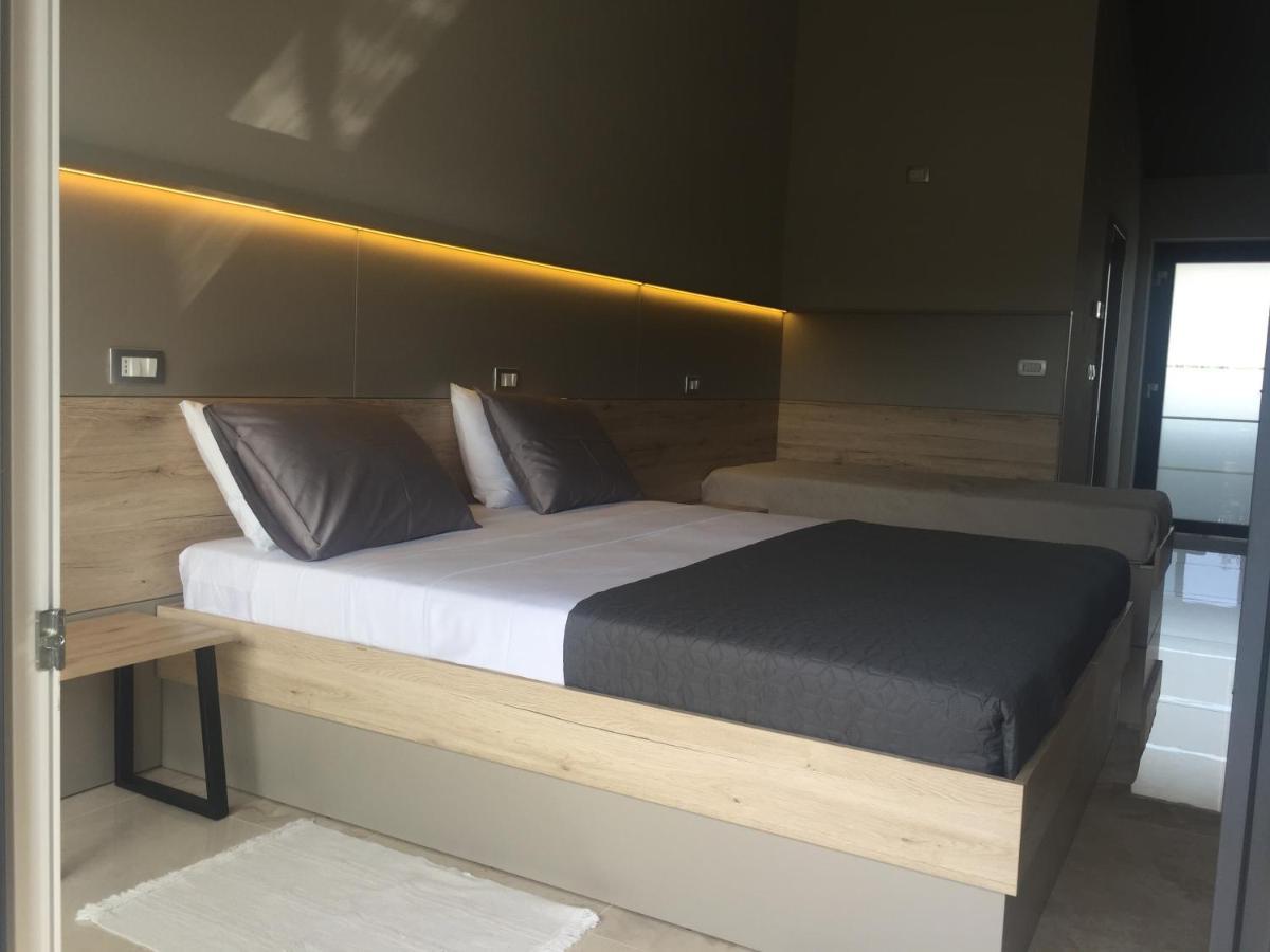 Rooms And Apartments Lisjak 코페르 외부 사진